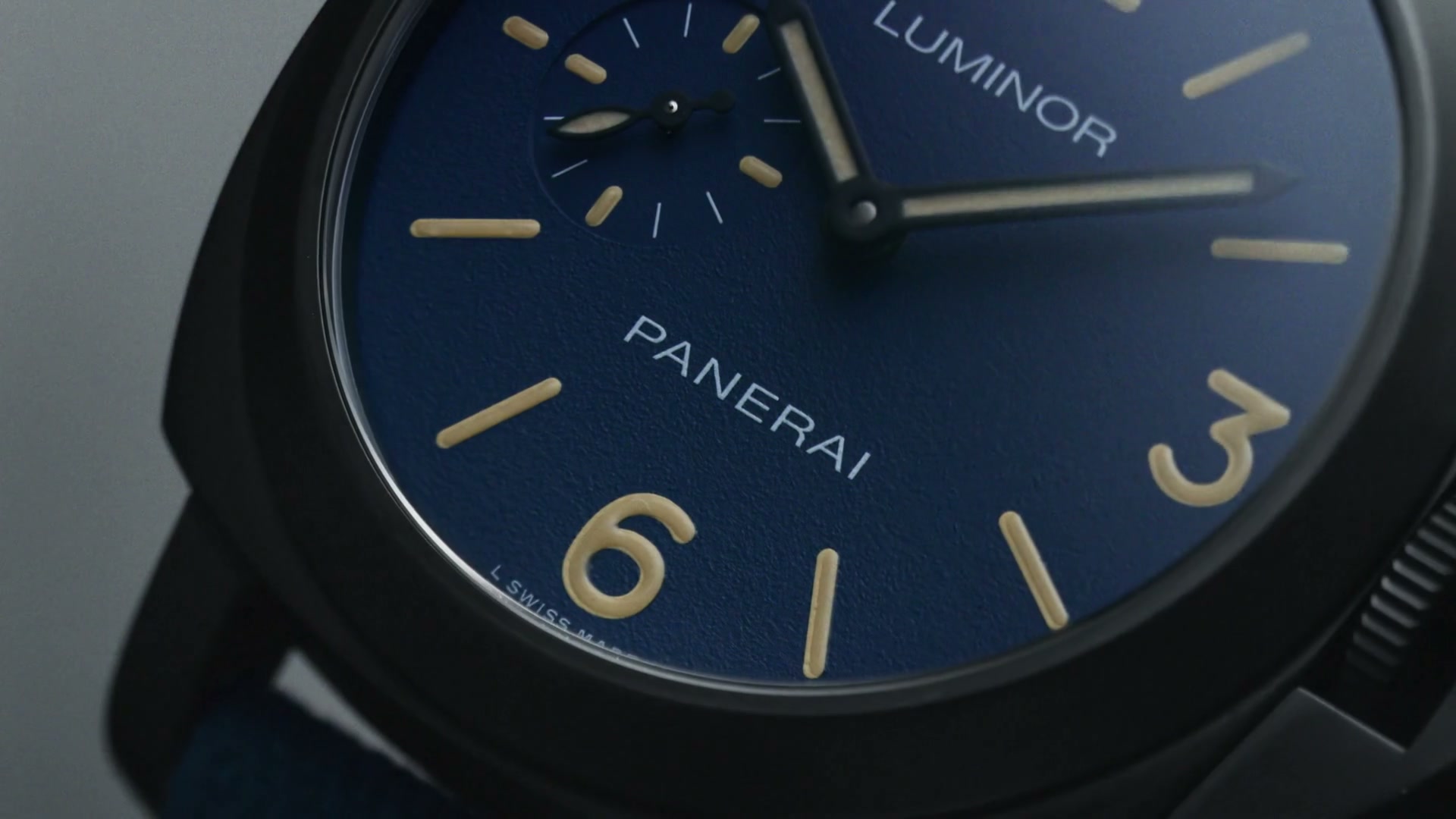 Panerai Luminor 42mm